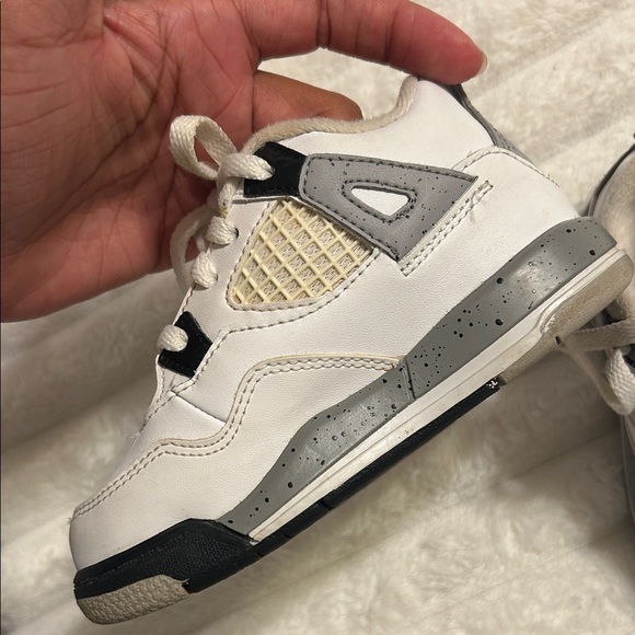 Jordan 4 Retro White Cement (Toddler) - Picture 13 of 14